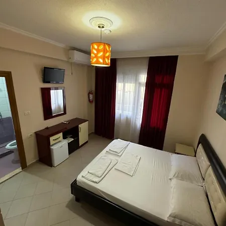 Freskia 3* Gjirokastër