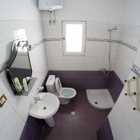 Freskia Hotel Gjirokastër